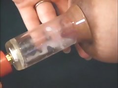 Молодые лесбиянки играют со своими сиськами