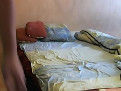 Влюбленная пара снимает свой домашний секс